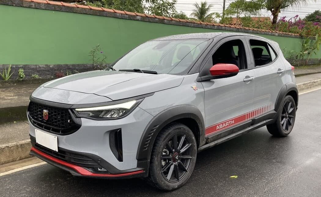 Imagem do post Fiat Pulse Abarth 2023 reinaugura a grife esportiva no Brasil e oferece diversão a preço competitivo!